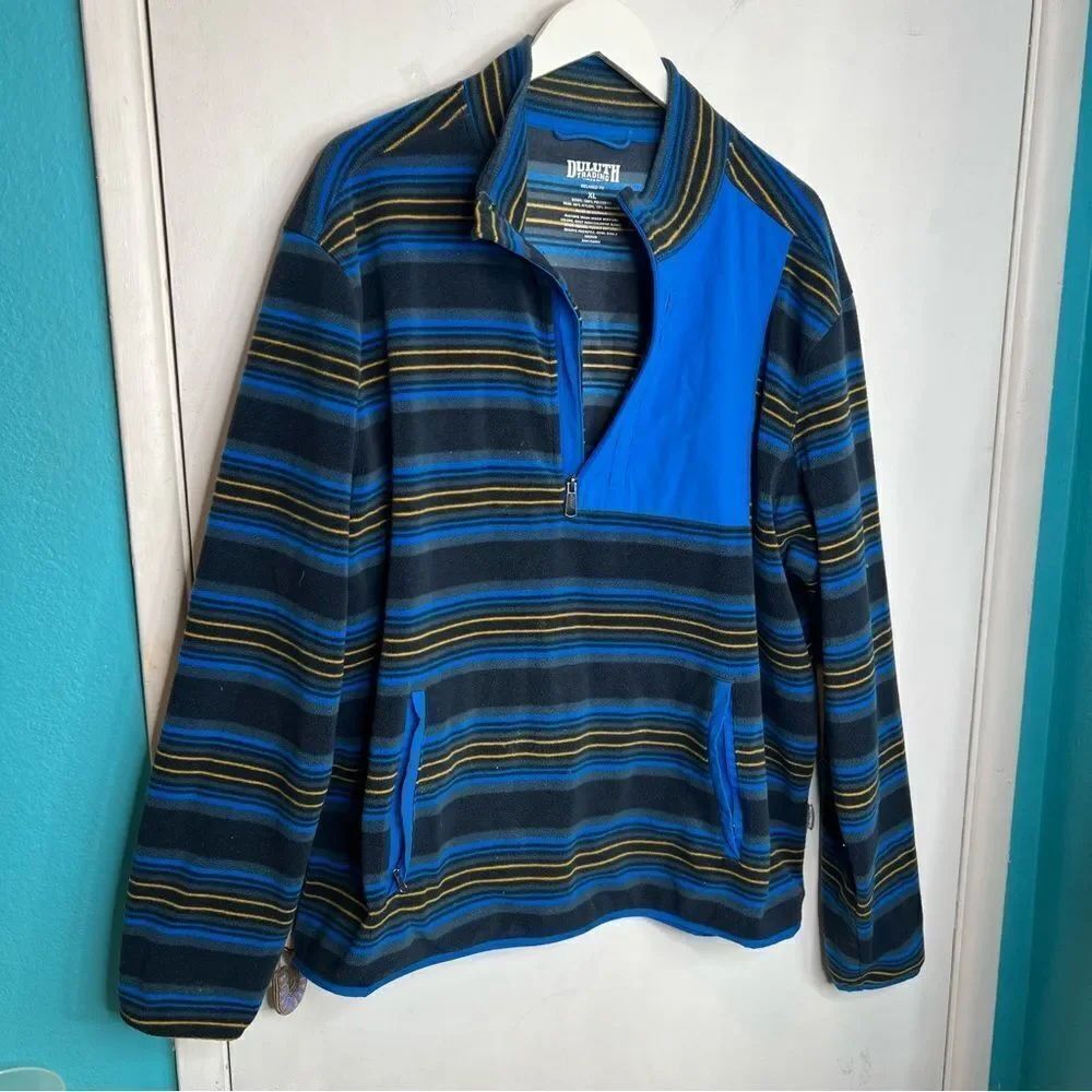 Duluth trading striped fleece long sleeve sweater 2/4 zipped